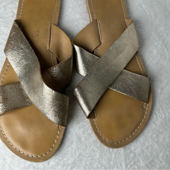 Coconuts by Matisse Pebble Metallic Sandals Leather Flats Sandals - Picture 8 of 15